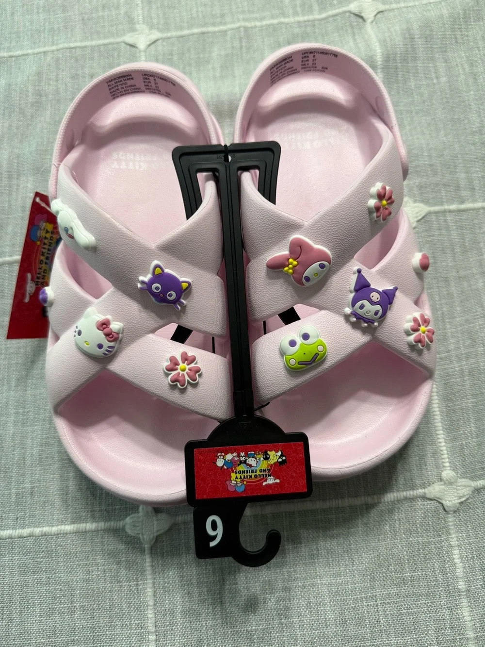 NWT Hello Kitty Sanrio Friends Crossover Sandals Size 6 Pink Korumi My Melody
